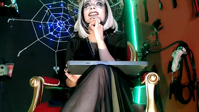 amy-mistress online show from October 26, 10:58 pm