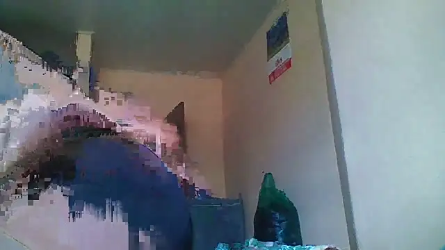 Snapshot of Candylious87 chatting on February 5, 9:25 am Candylious87 online show from February 5, 9:25 am