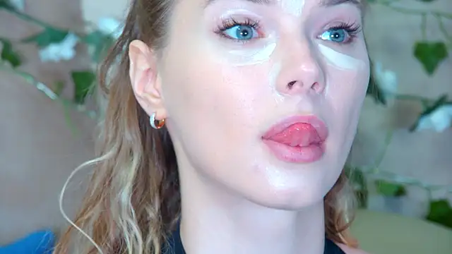 GentleRossi online show from May 26, 2:02 pm