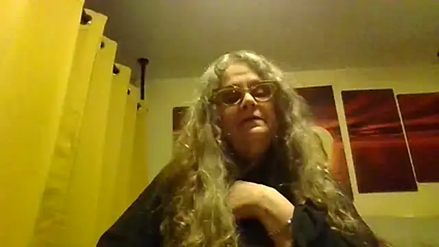 DestineeLoverGirl online show from June 19, 9:57 am