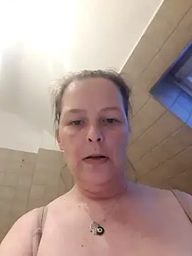 saharaheiss online show from December 16, 3:22 pm