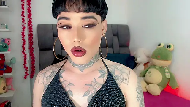 Snapshot of little_star_porn chatting on February 5, 3:22 am little star porn online show from February 5, 3:22 am