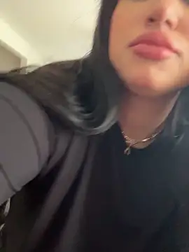 MeghanXO online show from October 17, 3:14 pm