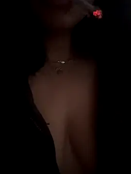 MeghanXO online show from November 3, 1:56 pm