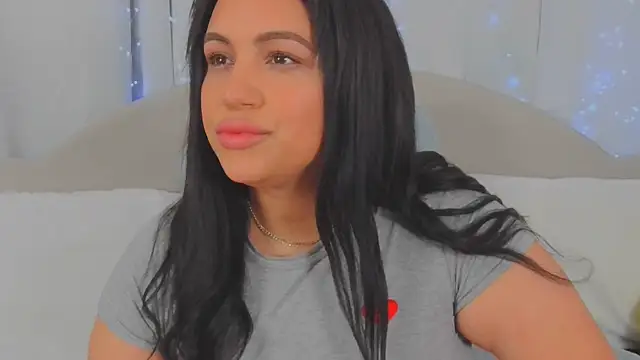 MeghanXO online show from March 13, 2:12 pm