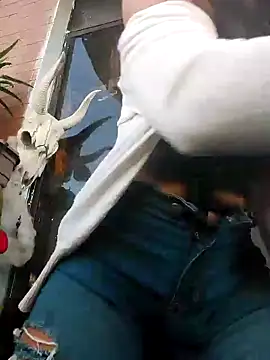 k lebannon online show from January 12, 9:51 pm