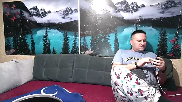 Snapshot of Big_Boss55 chatting on February 27, 3:56 pm Big Boss55 online show from February 27, 3:56 pm