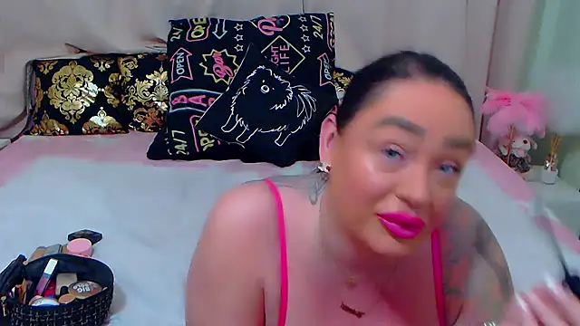 BustyVicky online show from February 10, 10:40 pm