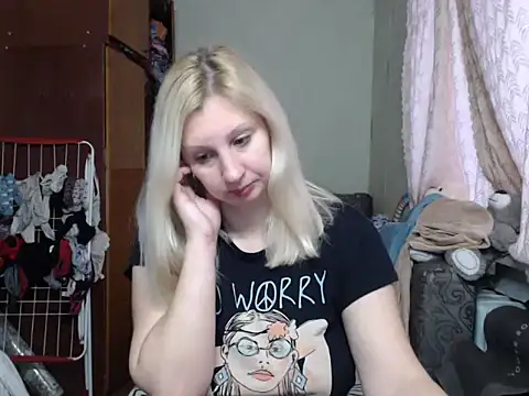 BustyBlond online show from February 21, 3:10 pm