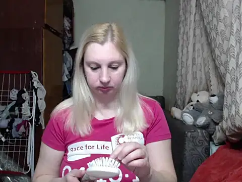 BustyBlond online show from March 16, 4:23 pm