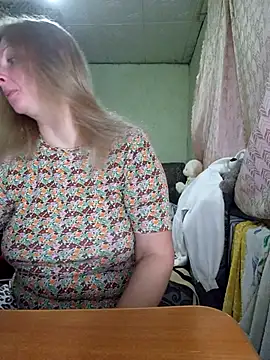 BustyBlond online show from January 9, 5:32 am