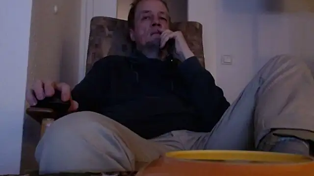 Snapshot of Cordt27 chatting on November 17, 5:30 pm Cordt27 online show from November 17, 5:30 pm