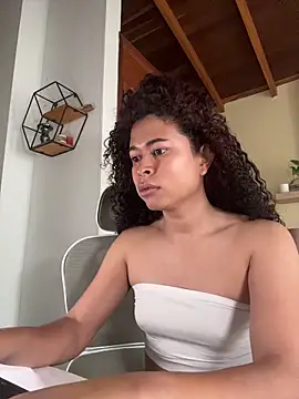GabriSaenz online show from June 13, 1:20 pm