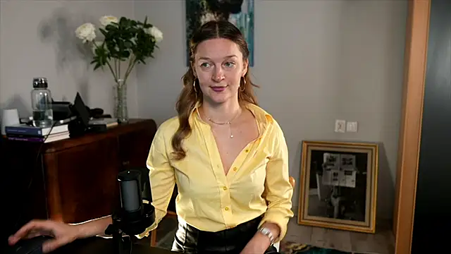 Snapshot of Special___ chatting on December 22, 8:58 pm Special online show from December 22, 8:58 pm