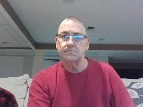 Snapshot of takeitall101 chatting on March 2, 8:59 am takeitall101 online show from March 2, 8:59 am