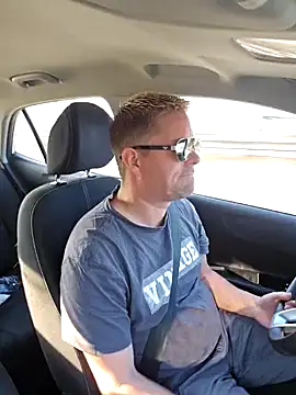 Trucker Hunter online show from February 9, 9:58 am