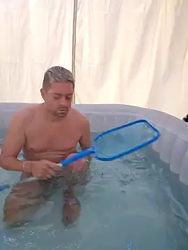 Trucker Hunter online show from February 14, 2:02 pm