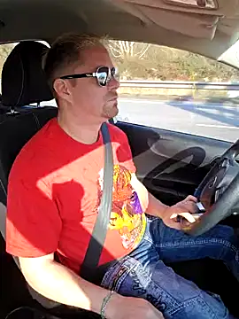 Trucker Hunter online show from March 3, 10:06 am