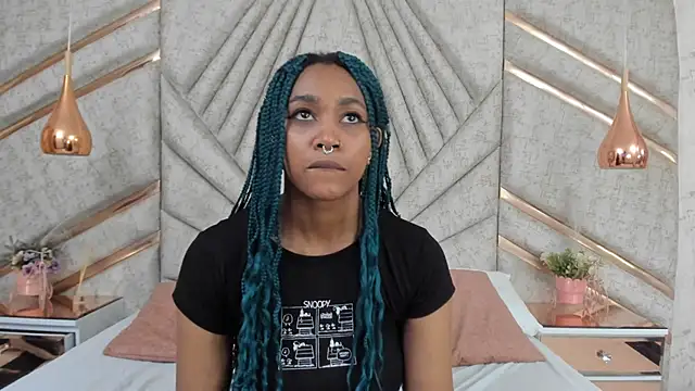 Snapshot of AgataRinaldi chatting on February 5, 11:28 pm AgataRinaldi online show from February 5, 11:28 pm