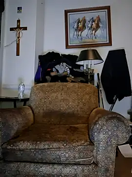 curiouscock38 online show from April 14, 10:10 am