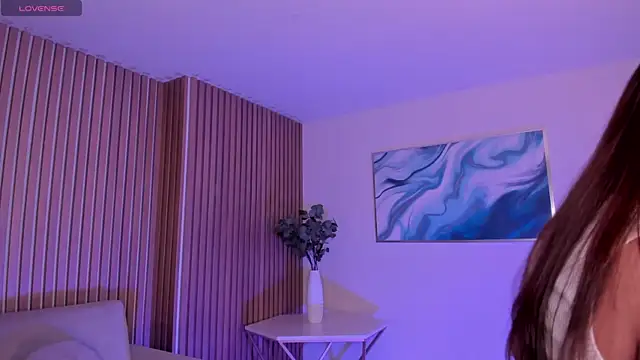 ErikaBenz  online show from February 7, 12:31 pm