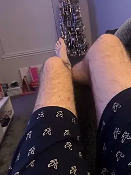 Snapshot of Furdale chatting on December 15, 9:31 pm Furdale online show from December 15, 9:31 pm