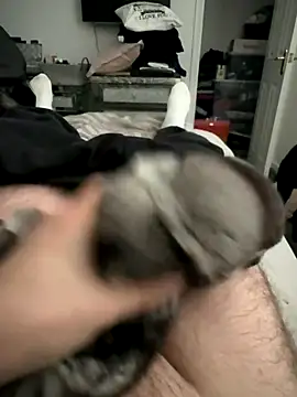 Snapshot of Furdale chatting on November 29, 10:18 am Furdale online show from November 29, 10:18 am