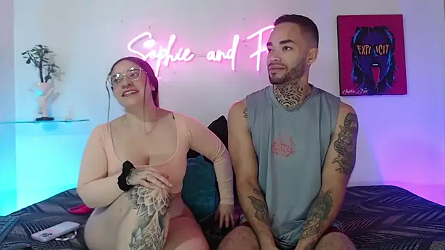 SophieFoxx17 online show from February 5, 1:16 pm