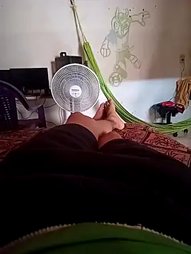 JOHN GOSTOSO online show from December 18, 3:51 pm