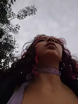  Laary online show from March 27, 10:09 pm