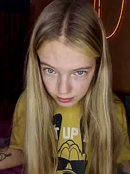 Snapshot of -veranito- chatting on March 21, 3:01 am -veranito- online show from March 21, 3:01 am