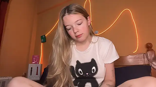 Snapshot of -veranito- chatting on September 28, 3:12 am -veranito- online show from September 28, 3:12 am