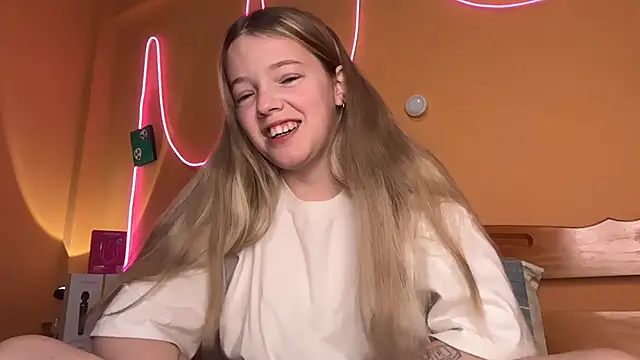 Snapshot of -veranito- chatting on October 10, 3:05 am -veranito- online show from October 10, 3:05 am