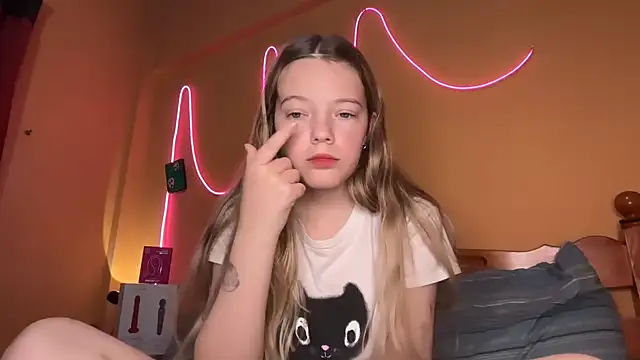 Snapshot of -veranito- chatting on October 26, 3:01 am -veranito- online show from October 26, 3:01 am