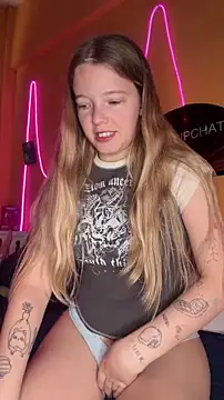 -veranito- online show from March 23, 9:08 pm