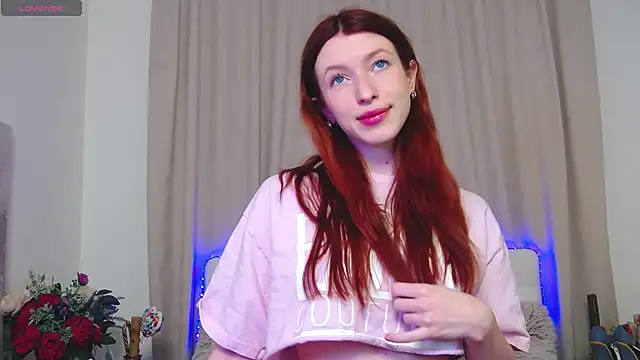 WildRedBerry online show from March 11, 7:26 am