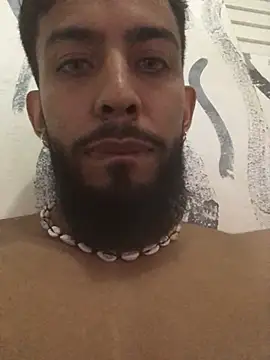 Snapshot of Alessandro__Rossi chatting on February 6, 9:49 pm Alessandro Rossi online show from February 6, 9:49 pm