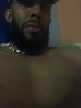 Snapshot of Alessandro__Rossi chatting on March 18, 10:57 am Alessandro Rossi online show from March 18, 10:57 am