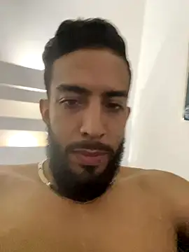 Snapshot of Alessandro__Rossi chatting on September 17, 2:19 pm Alessandro Rossi online show from September 17, 2:19 pm