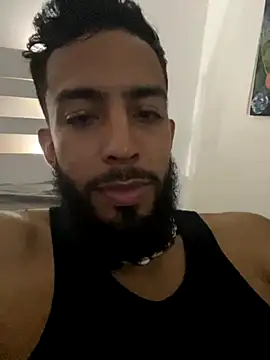 Alessandro  Rossi online show from November 17, 4:40 am