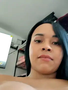 Snapshot of LindaGarcia22 chatting on December 15, 8:36 pm LindaGarcia22 online show from December 15, 8:36 pm