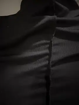 Snapshot of TheCinderella chatting on March 9, 8:42 pm TheCinderella online show from March 9, 8:42 pm