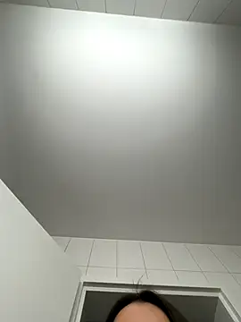 Snapshot of TheCinderella chatting on September 11, 11:54 am TheCinderella online show from September 11, 11:54 am