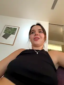 Snapshot of TheCinderella chatting on September 14, 4:06 pm TheCinderella online show from September 14, 4:06 pm