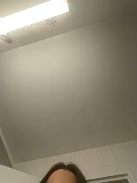 Snapshot of TheCinderella chatting on September 27, 12:10 pm TheCinderella online show from September 27, 12:10 pm