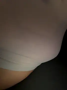 Snapshot of TheCinderella chatting on November 11, 11:49 pm TheCinderella online show from November 11, 11:49 pm