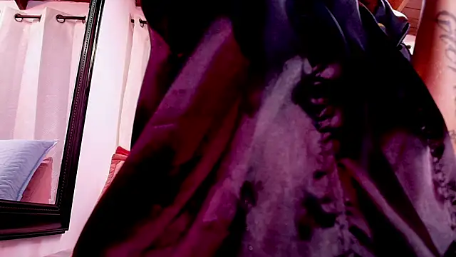 danna berlin  online show from February 13, 1:29 am