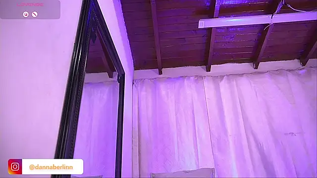 danna berlin  online show from September 11, 7:25 pm