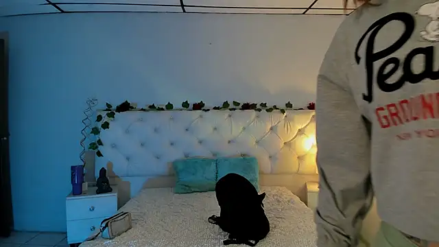 Aron cruz online show from February 5, 2:05 pm