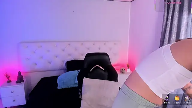 Aron cruz online show from October 20, 1:33 pm